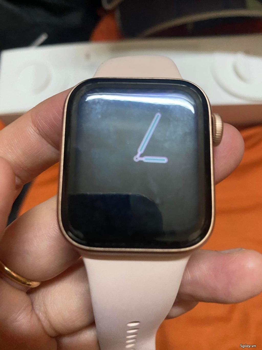 Apple watch serial 5 40mm nhôm cần bán