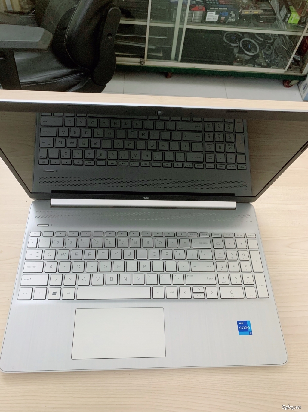 Laptop  HP15S