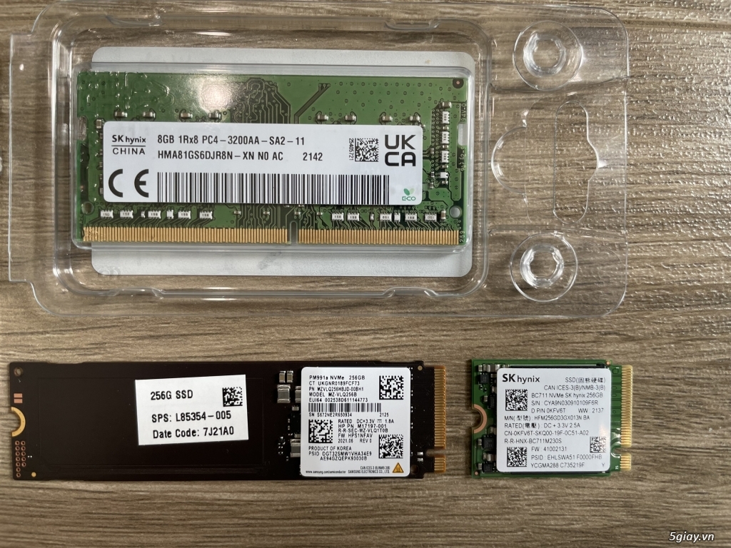 SSD và RAM cho laptop