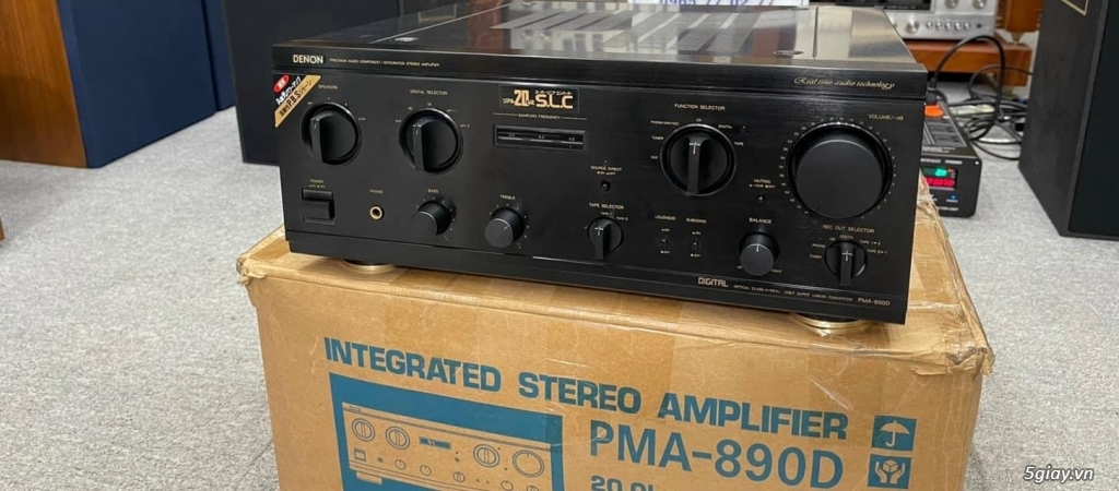 Cần bán âm ly Denon 890D