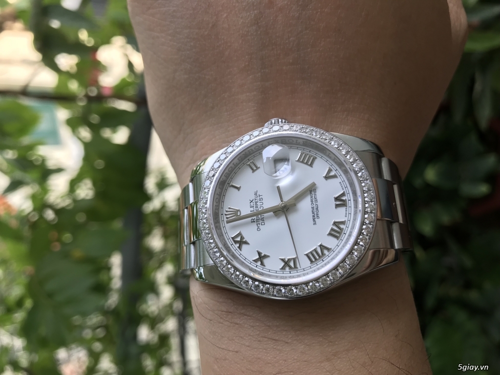 Đồng hồ Rolex chính hãng vành nạm kim cương - 11