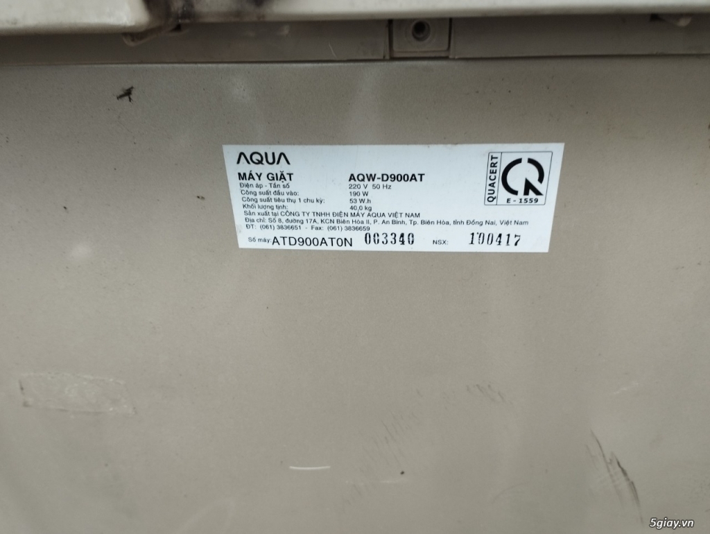 Cần bán máy giặt Aqua 9kg AQW-D900AT