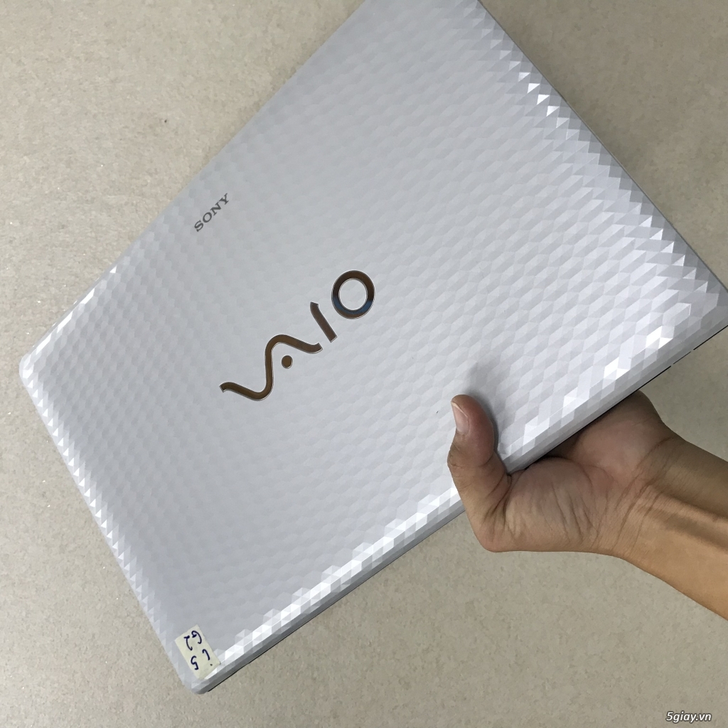 Laptop Sony i5 hệ 2 ram4g ssd128g máy zin đẹp máy nhật. - 1