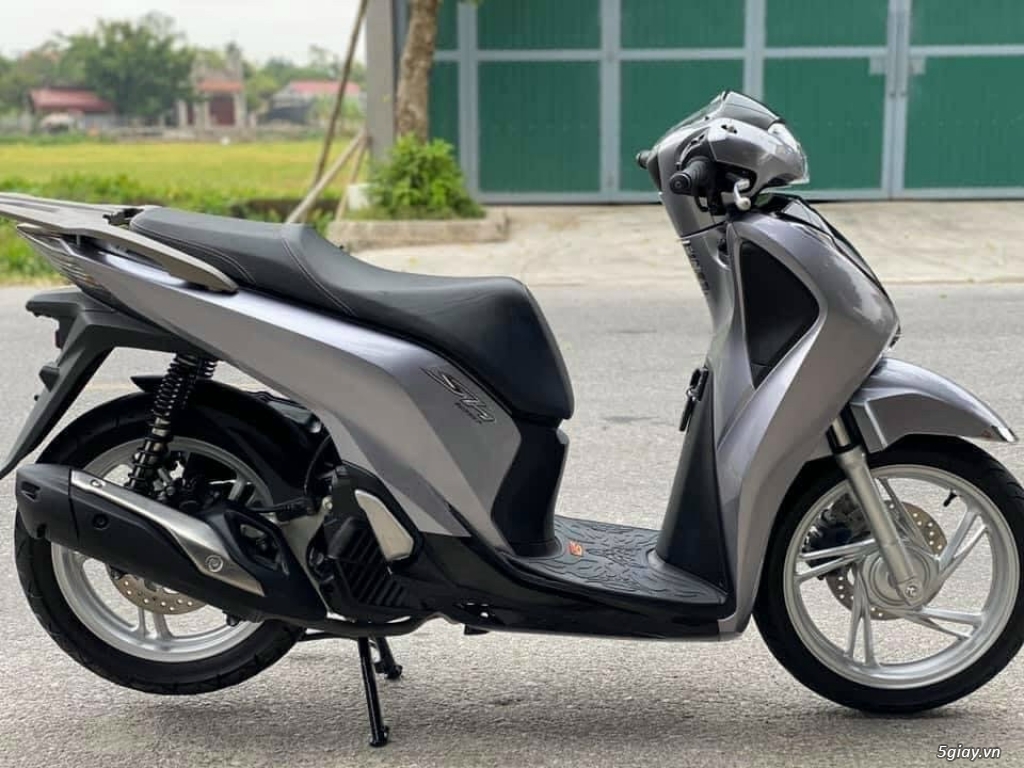 Bán xe a Honda SH150i ABS 2019 màu bạc. Xe mới đẹp - 1