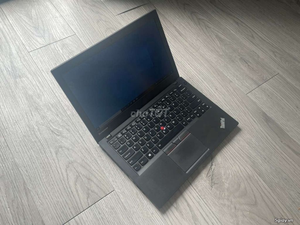 Laptop cũ Lenovo ThinkPad X250 - 1