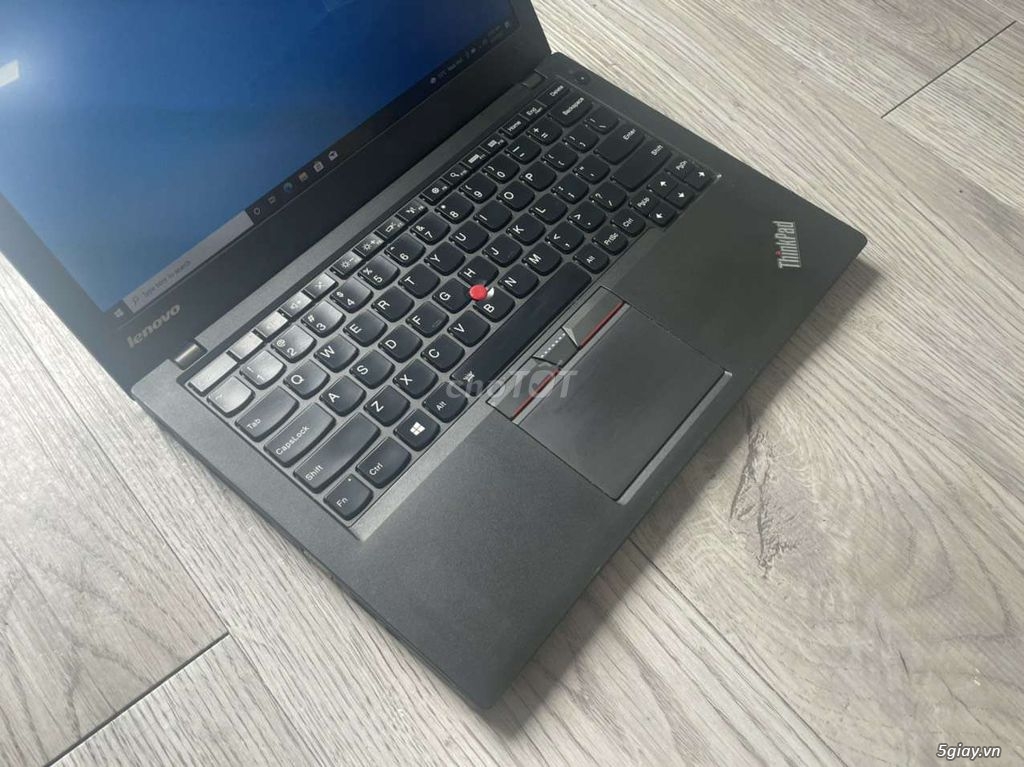 Laptop cũ Lenovo ThinkPad X250 - 2