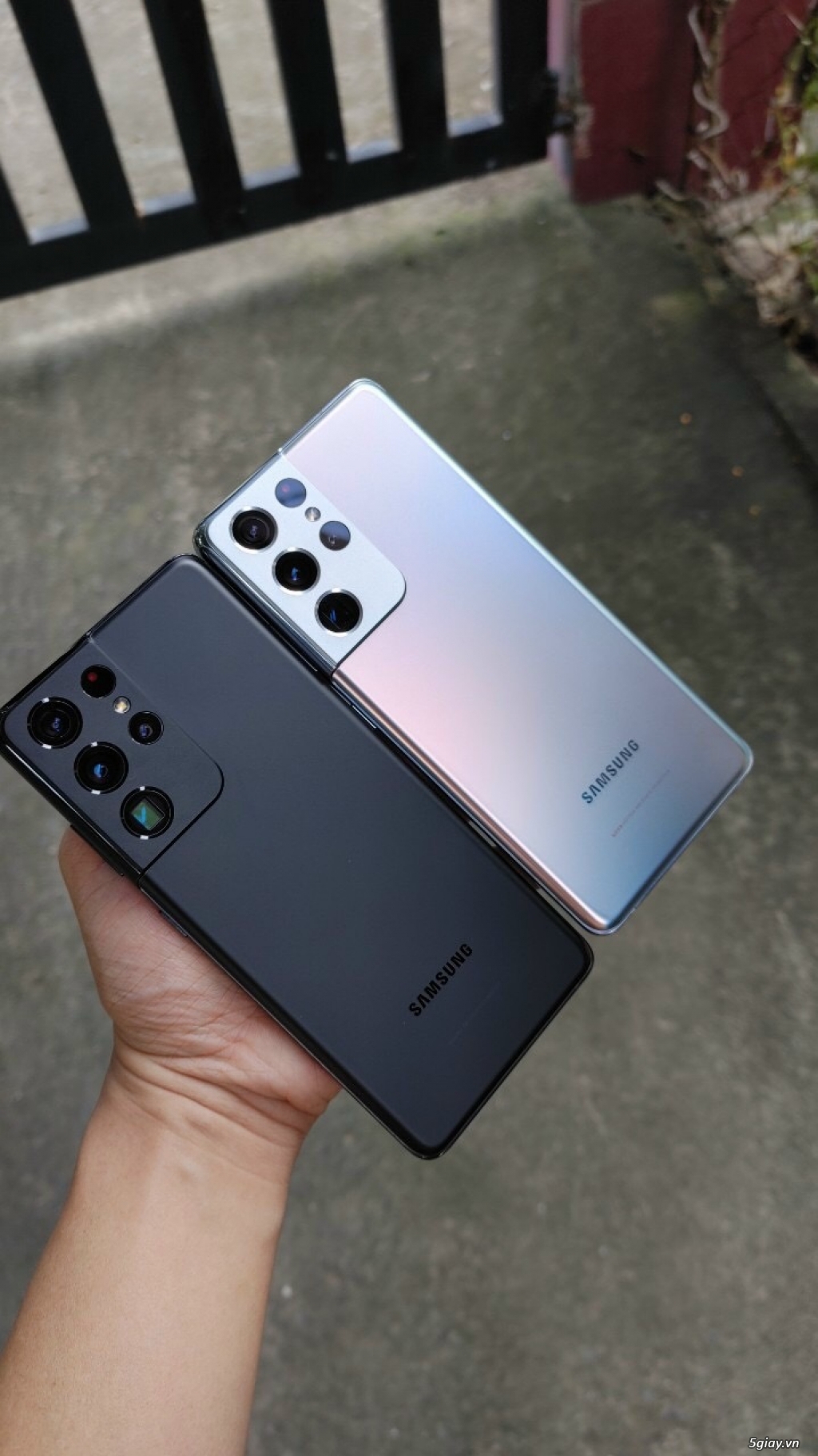 Em về hàng samsung bán lẻ giá sỉ anh chị tham khảo ạ