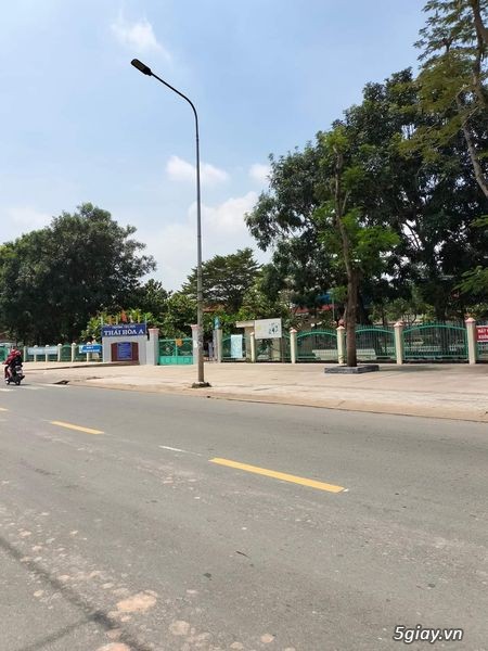 Nhà Thái Hoà, 2 nhà 1 sổ, điện nước riêng