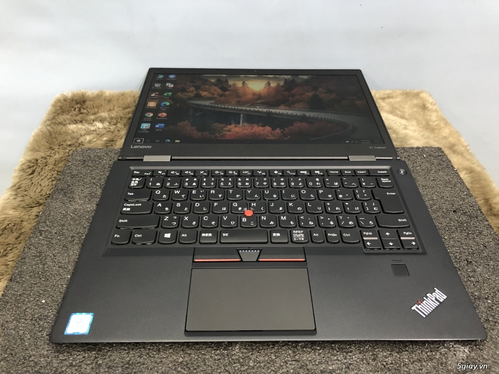 Lenovo ThinkPad X1 Carbon Gen 4-Mỏng nhẹ-Pin lâu-Hàng chất giá tốt - 2