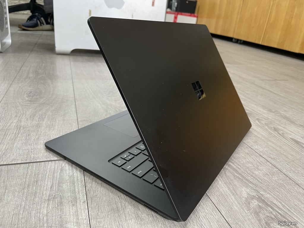 Surface Laptop 3 15inch AMD Ryzen 5 - 1
