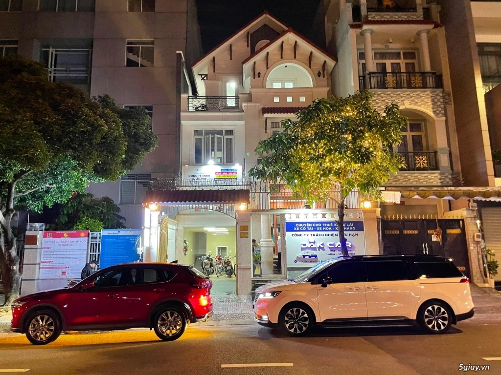 CHO THUÊ XE TỰ LÁI ĐỜI MỚI CHẤT LƯỢNG CAO - CTY DAKCAR - 3