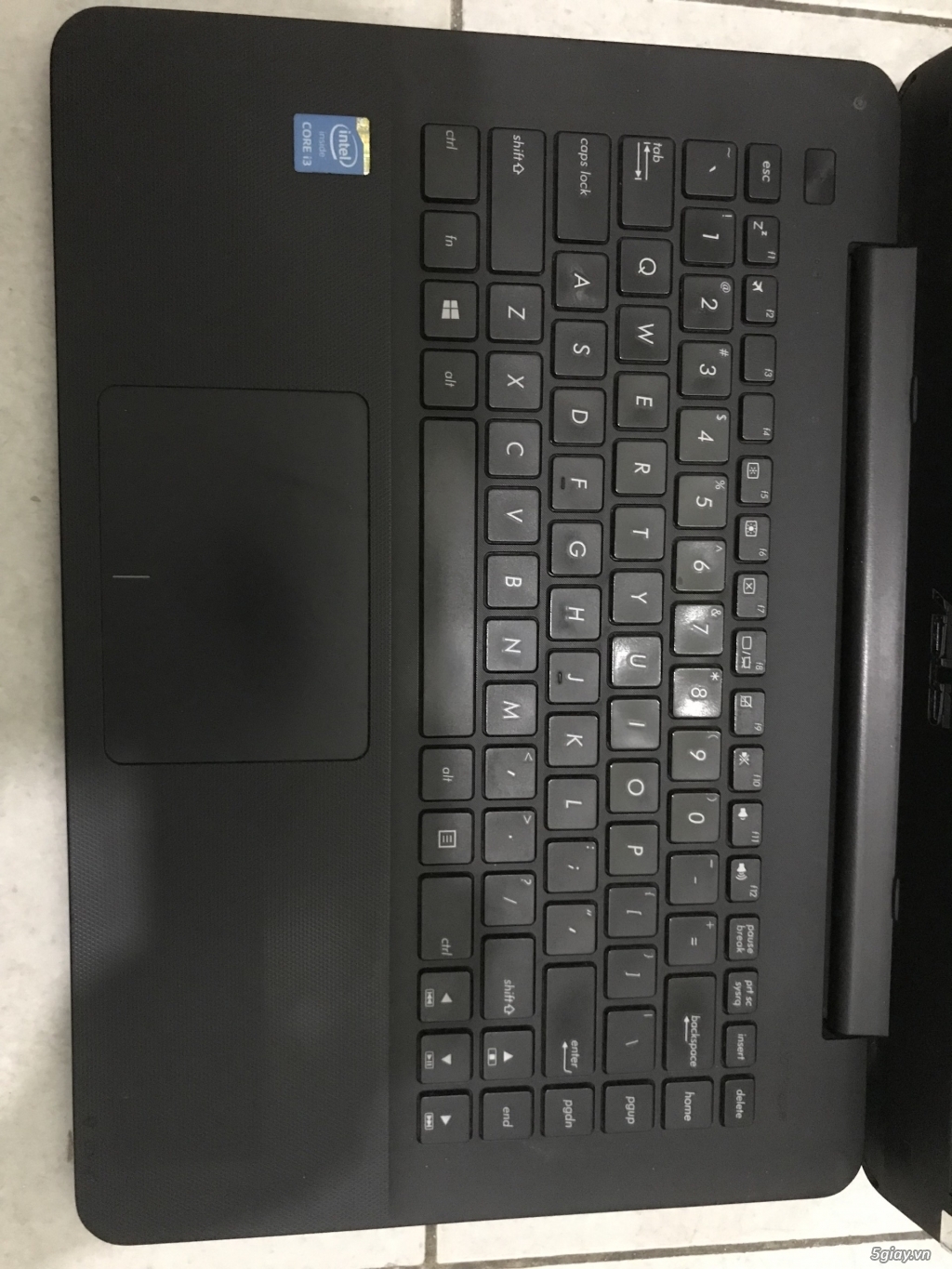 Laptop Asus F454L - 1