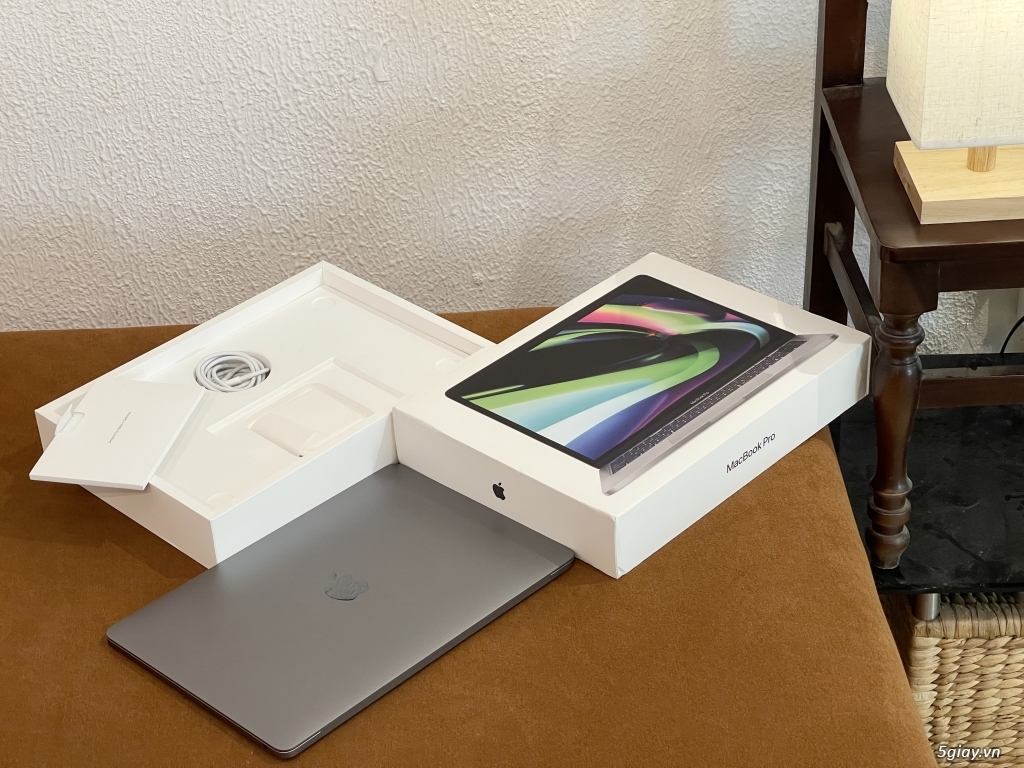 Macbook Pro 13.3''2020 Chip Apple M1 MYD82 Fullbox - 1