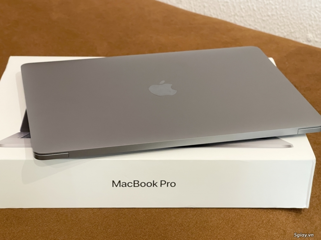 Macbook Pro 13.3''2020 Chip Apple M1 MYD82 Fullbox - 4