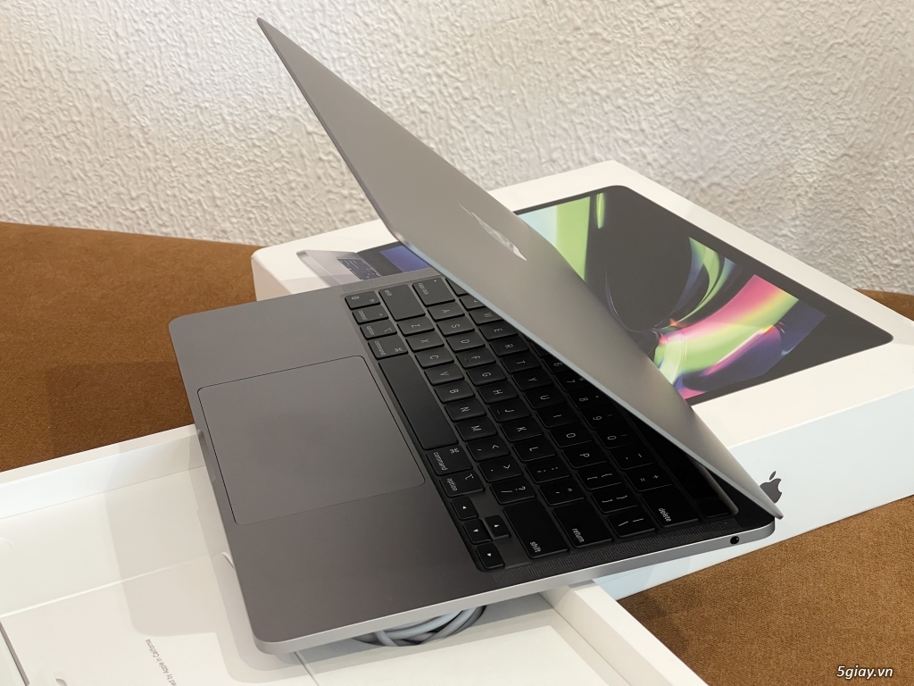Macbook Pro 13.3''2020 Chip Apple M1 MYD82 Fullbox - 5