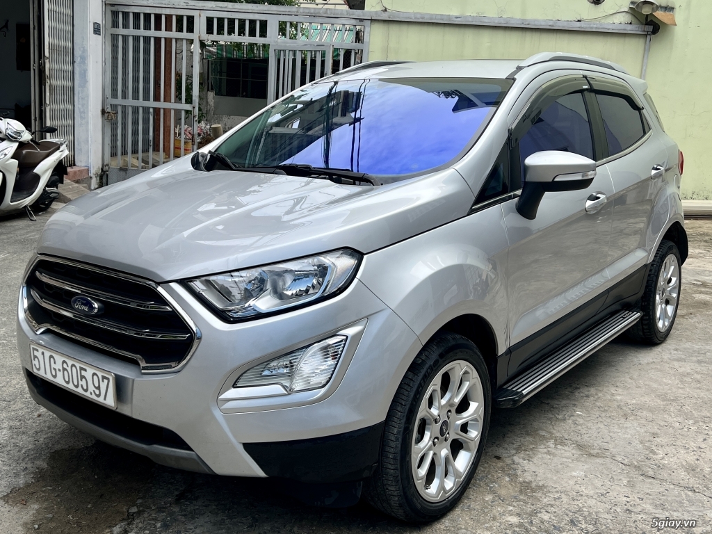 Ford EcoSport 1.5 Titanium 2018 màu bạc