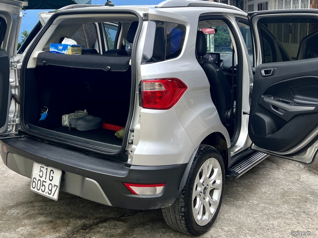 Ford EcoSport 1.5 Titanium 2018 màu bạc - 5