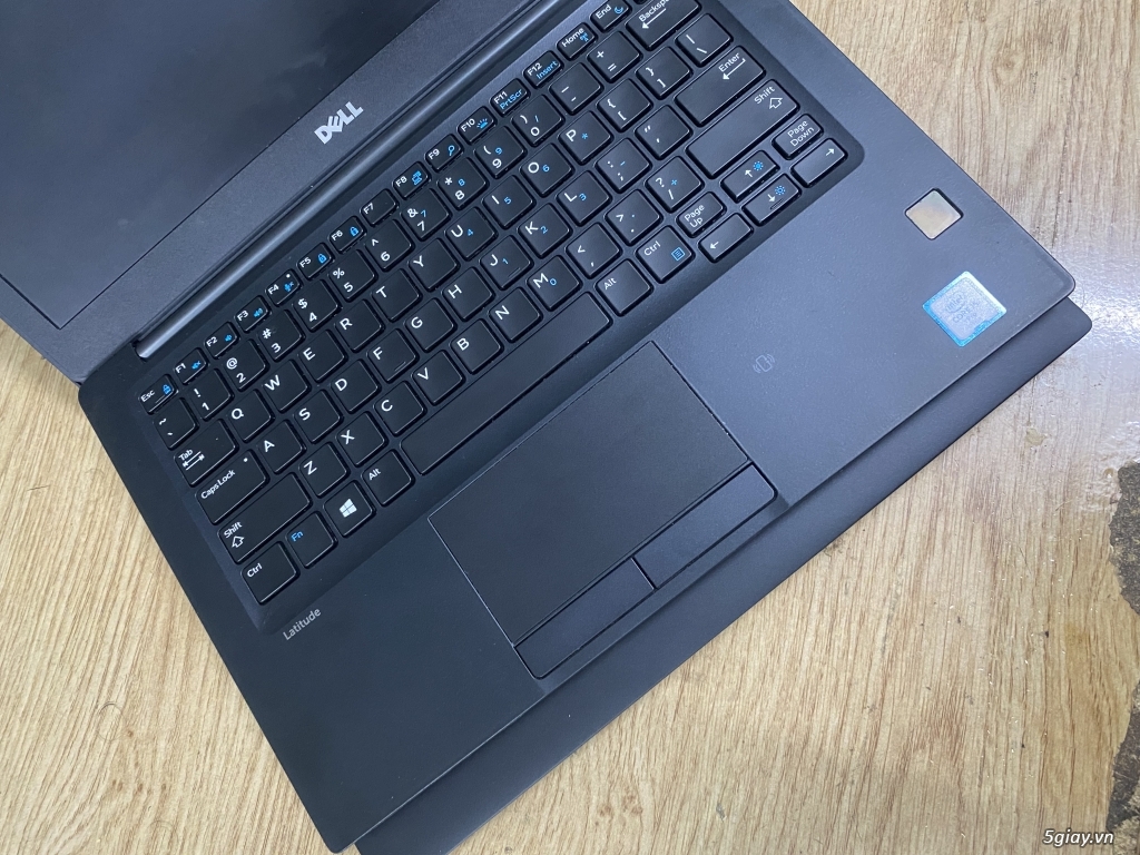 Dell E7280 - i5-6300U - Màn 12”FHD - Phím Led - vỏ zin - máy US sale - 3