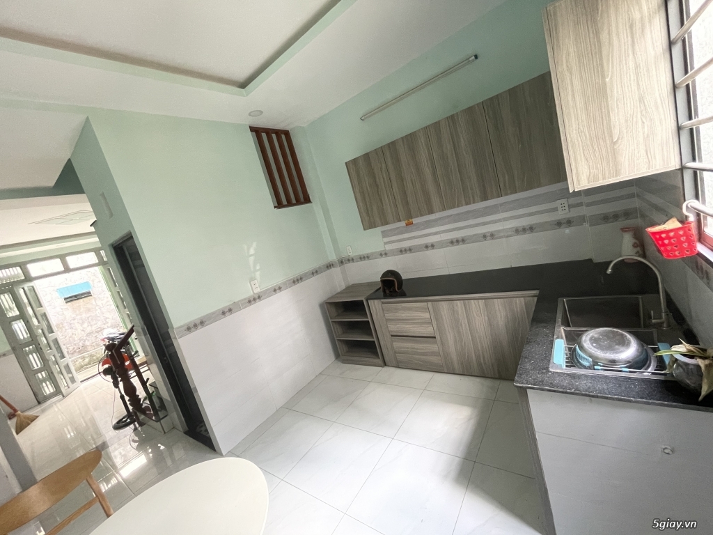 Giảm mạnh 550tr gấp bán nhà Nguyễn Sơn Tân Phú DTCN 34m2 ở liền