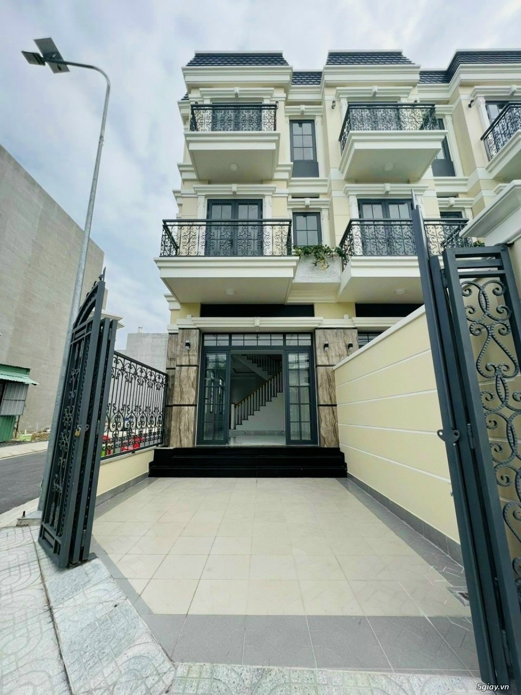 Đáo hạn Ngân Hàng cần bán nhà 4 tầng, giảm giá mạnh - 4