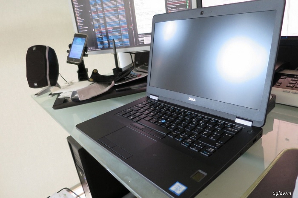 cần bán laptop Dell ultrabook Latitude E7480 I5 7200u ram 8G giá rẻ