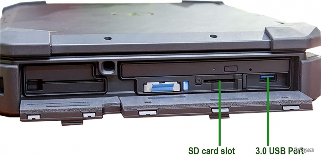 Dell Rugged 7424 Core i7 - Ram 32G - SSD 1TB - 14 Full HD Touchscreen - 5
