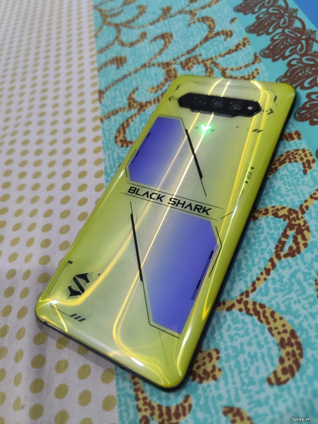 Huawei P40 Pro 512GB-Black Shark 5RS vàng 256gb-Iphone 12 Pro Max 256G - 16