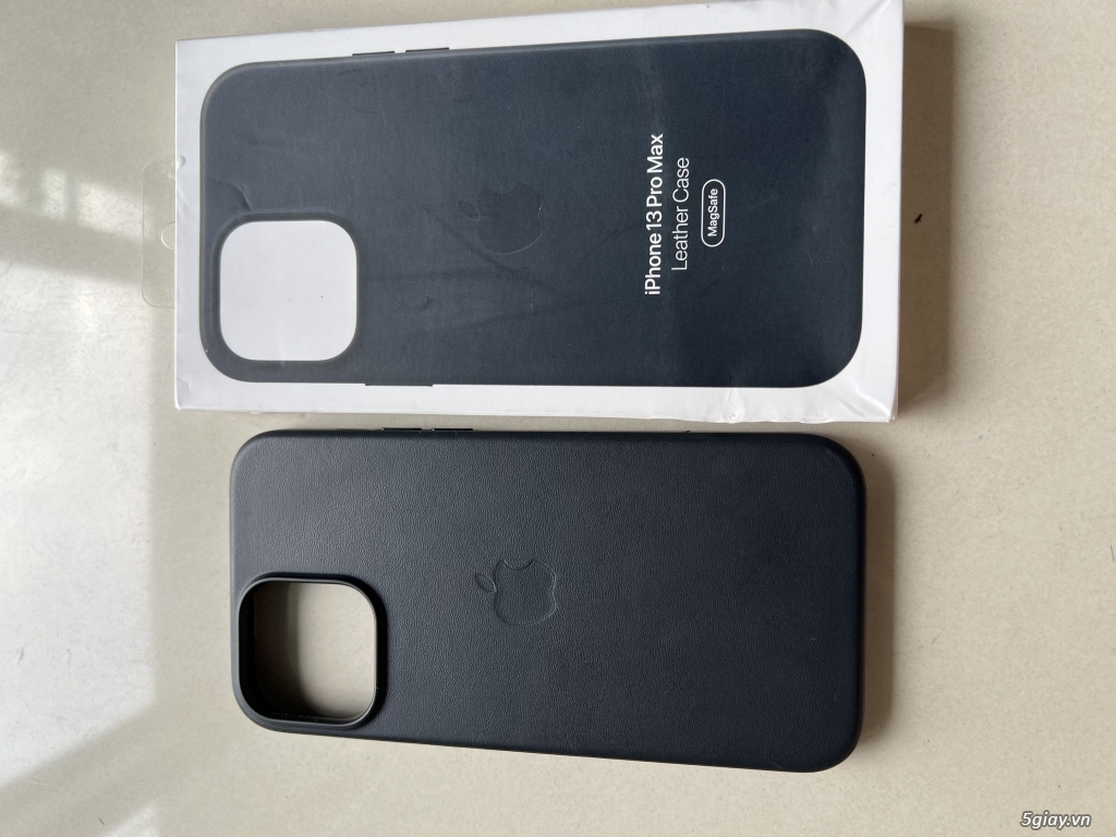 Ốp IPhone 13 pro max Leather Case có MagSafe chính hãng Apple - 1