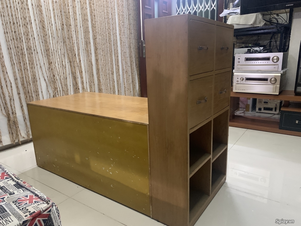 CẦN BÁN TỦ ĐỂ TIVI, DÀN MÁY - 2