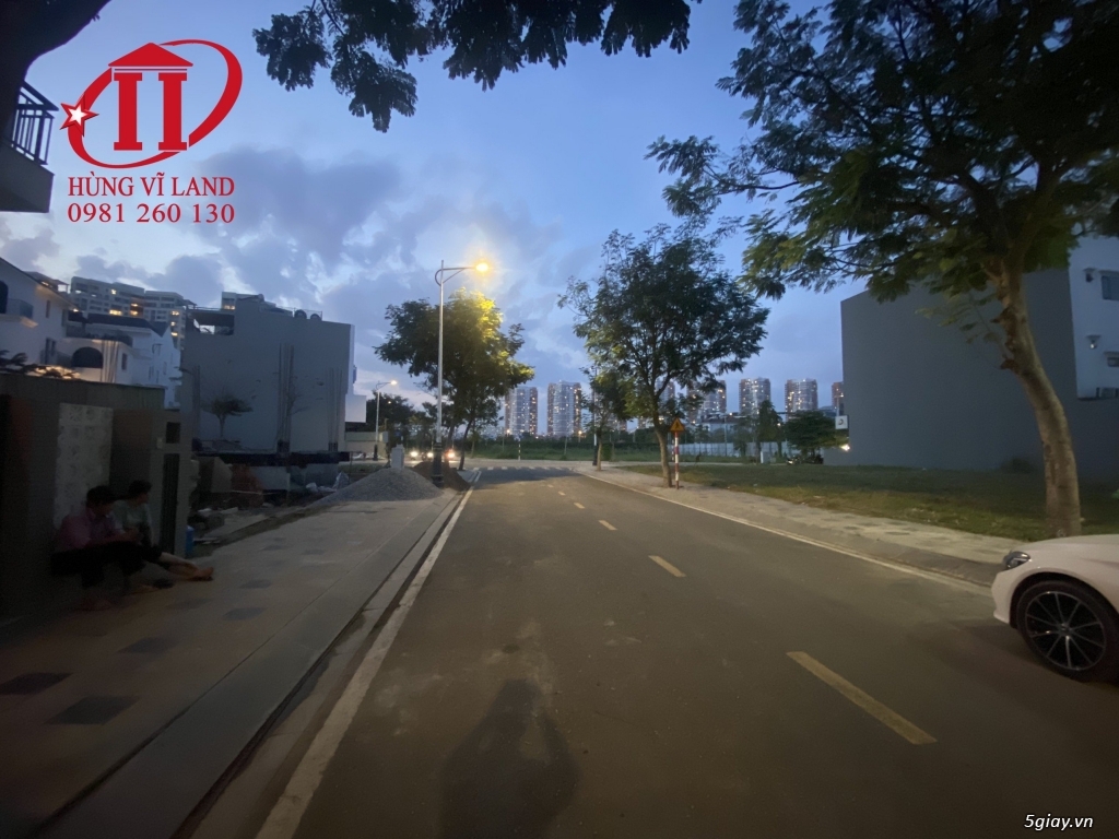 BĐS HUNGVILAND Cho Thuê Văn phòng làm công ty tại Mystery Villas 30/12 - 3