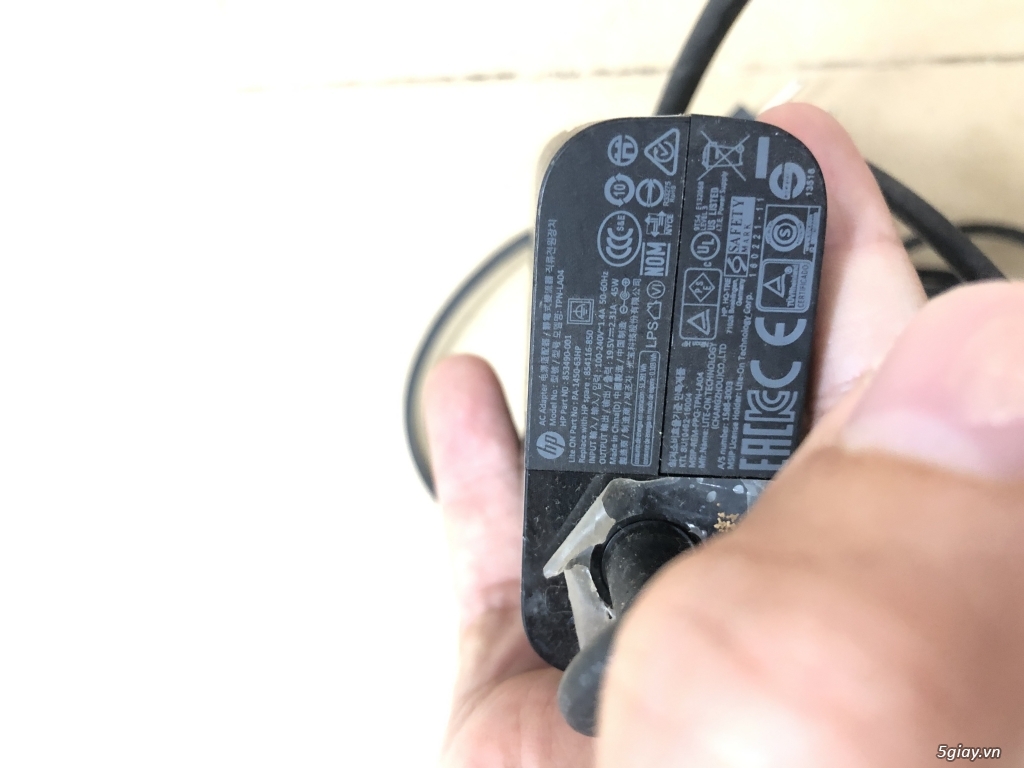 sạc zin laptop HP pro book 200k