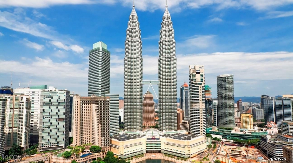 Tour du lịch khám phá may mắn đầu xuân Malaysia - Singapore - 2