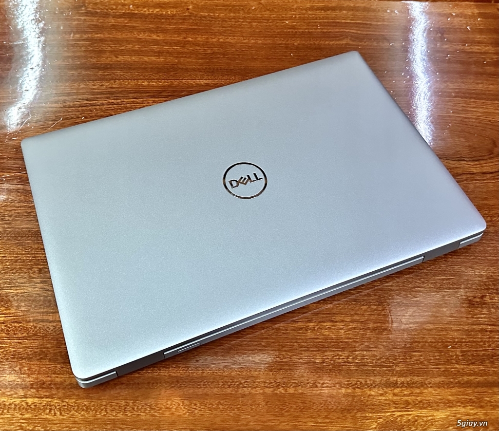 Dell Latitude 5530 15.6” Full HD | Core i5 1245U | Ram 16GB | SSD 256G