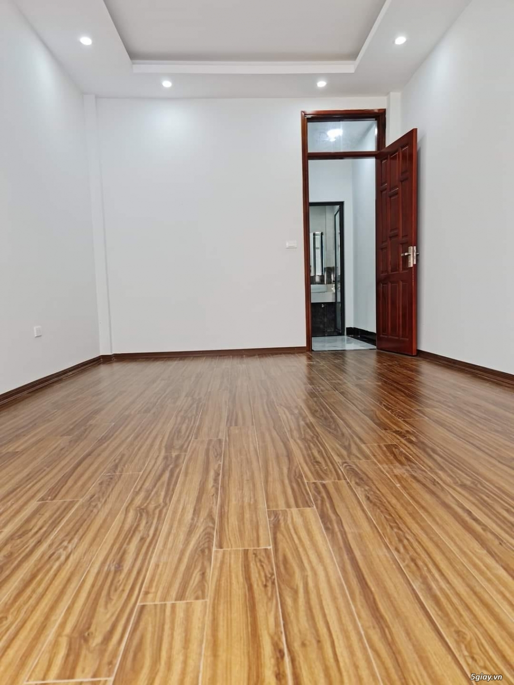 Bán nhà mới Ô TÔ ĐỖ CỬA ngõ 250 Tân Mai quận Hoàng Mai, DT40M2x5T - 4