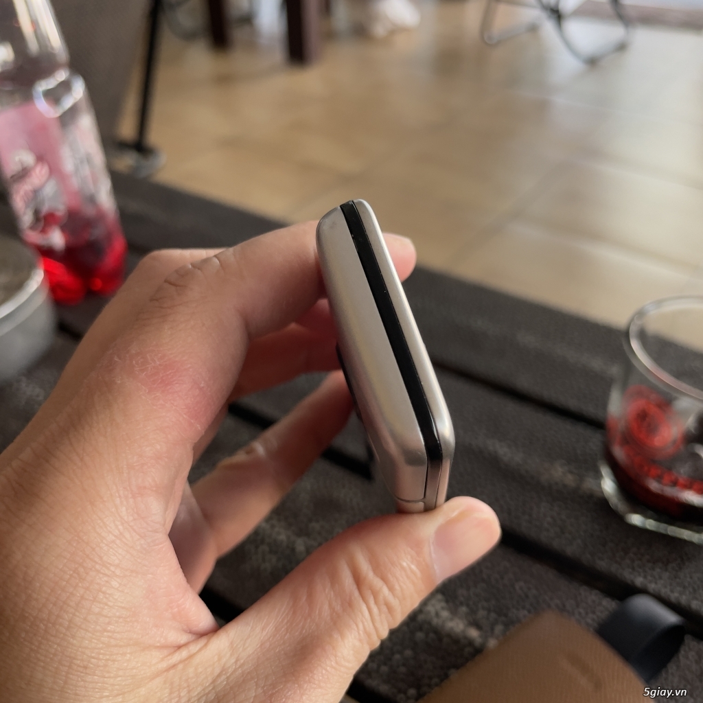 Cần bán nokia 6700 ruột zin lên vỏ new mới - 2