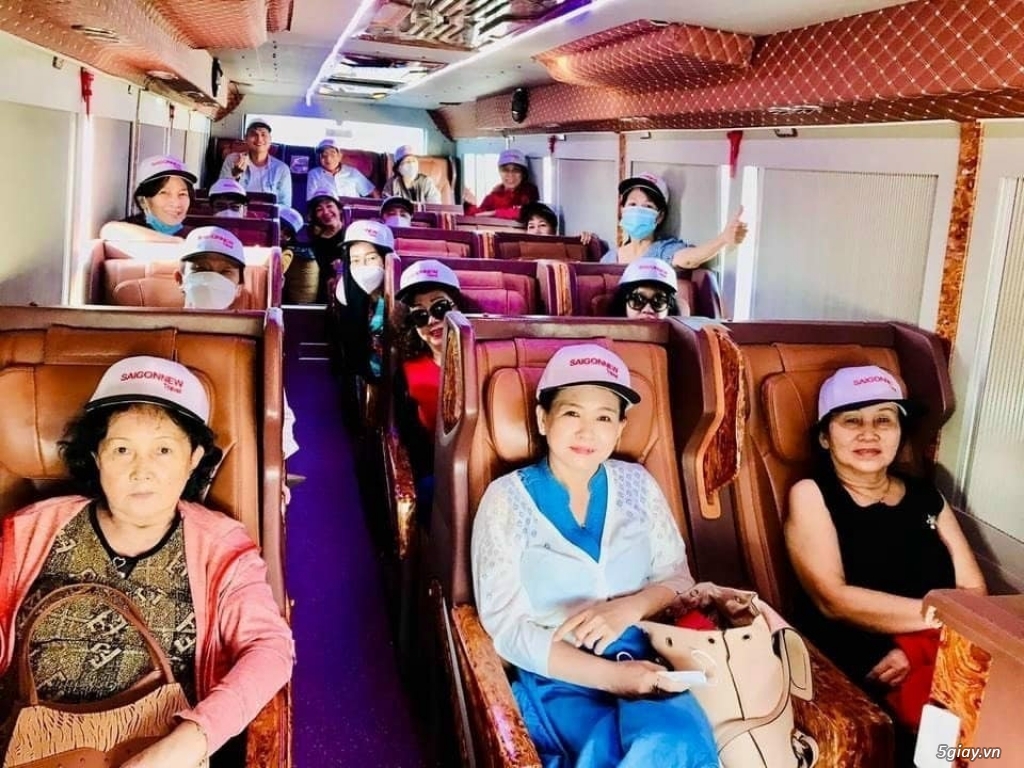 Thuê xe du lịch đời mới xe Limousine hot nhất 2023 - 8