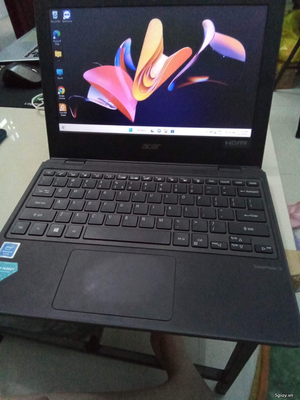 Laptop Acer TravelMate B3 TMB311 31 P49D - 4