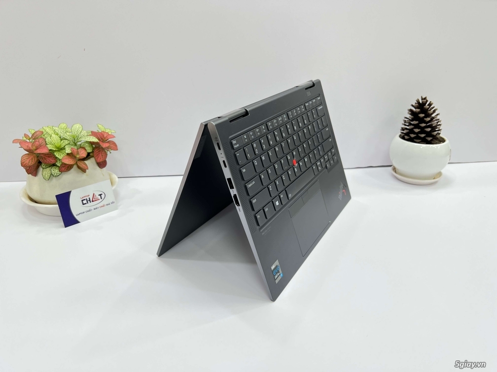 ThinkPad X1 Yoga Gen 6 2in1 i7-1165G7 Ram 16G SSD 1T FHD xoay gập 360 - 3