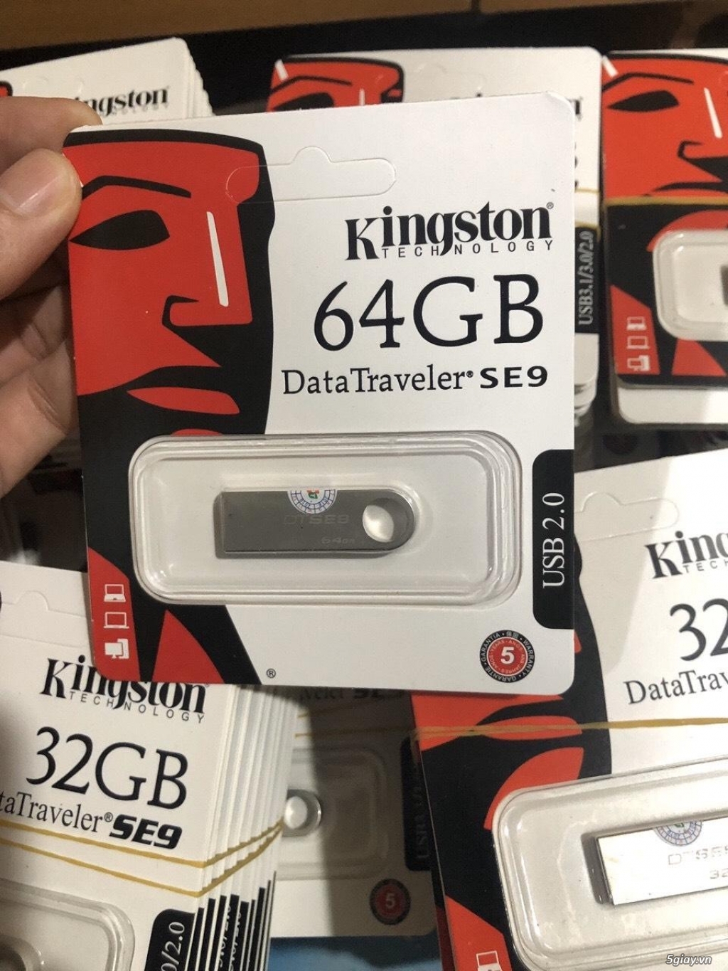 USB Kingston 4G,8G,16G,32G,64G,128G DTSe9 BH 2N Giá Rẻ!!! - 2