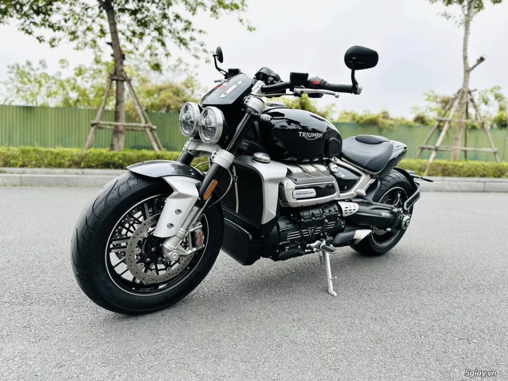 Triumph Rocket 3R 2021 Nguyên Zin Đẹp Mới Keng