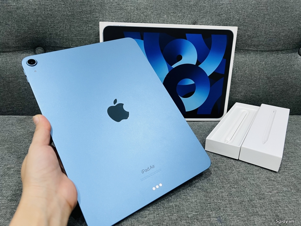 iPad Air 5 64GB wifi Màu blue (xanh) Máy lướt đẹp keng 99 như mới khui - 2