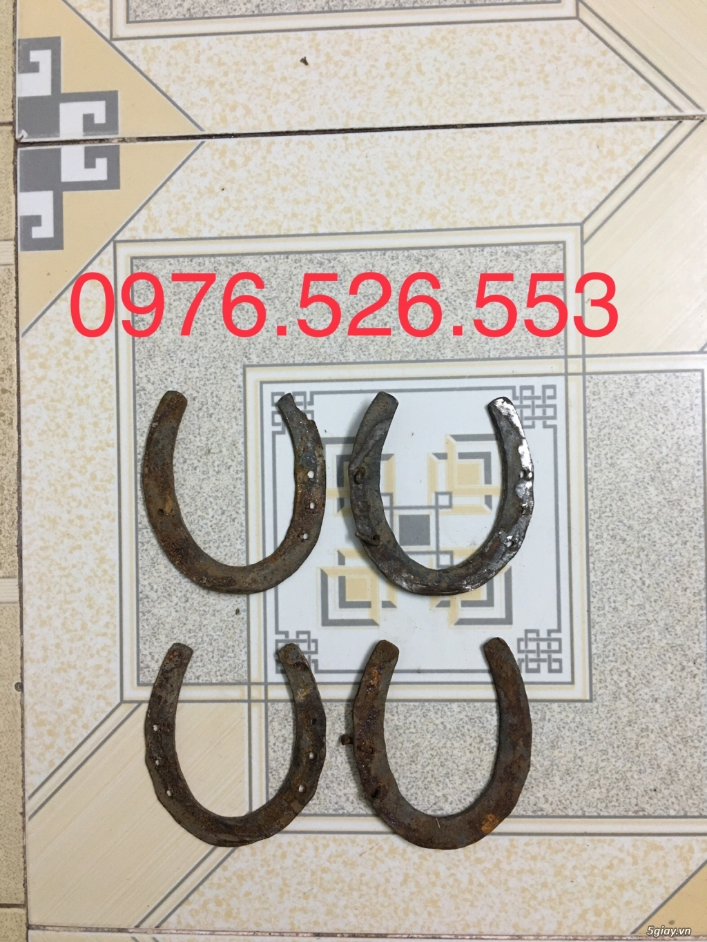 Móng ngựa cũ phong thuỷ - 1