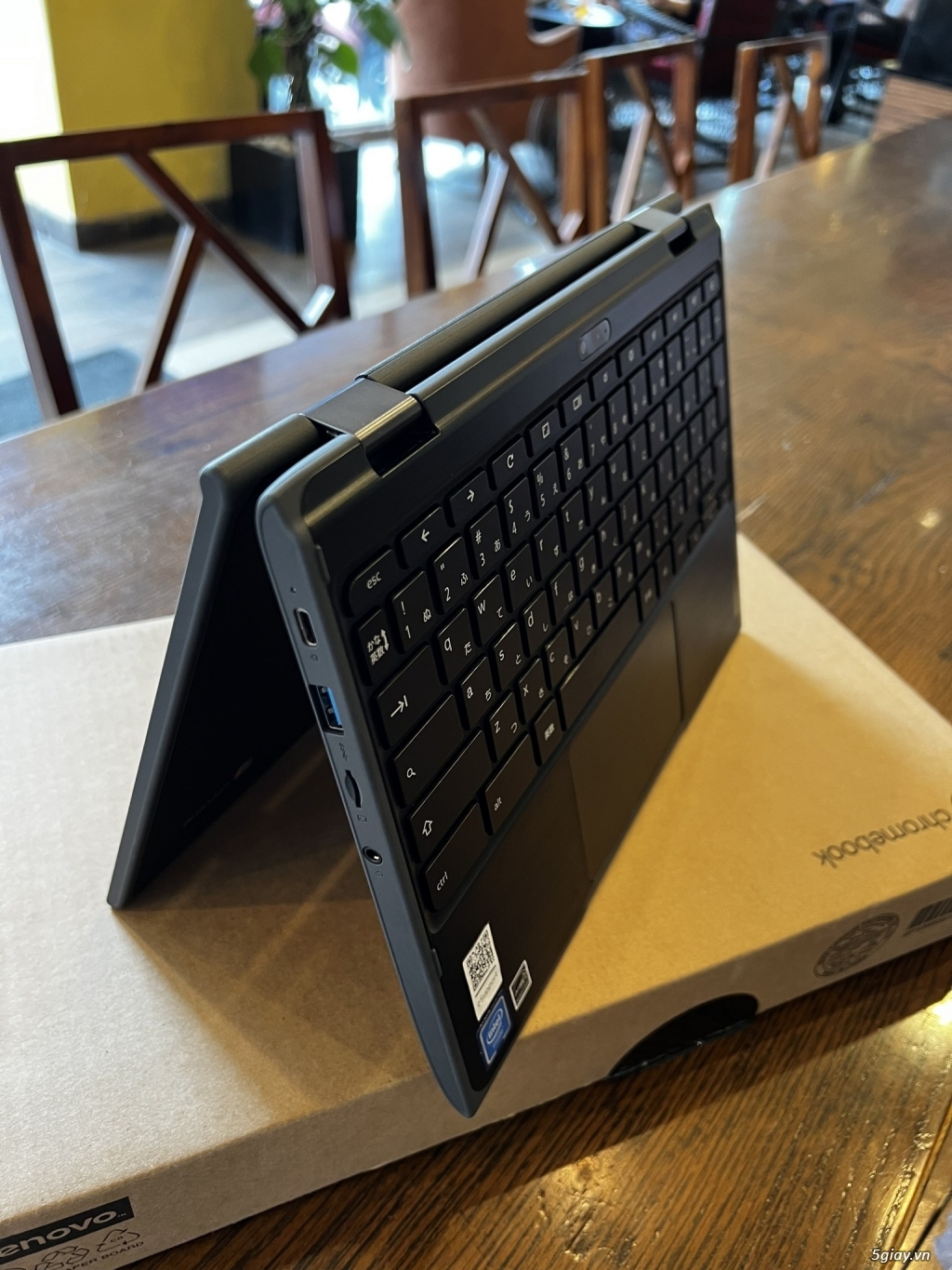 Laptop 2 in1 Lenovo Chrome Book - 2