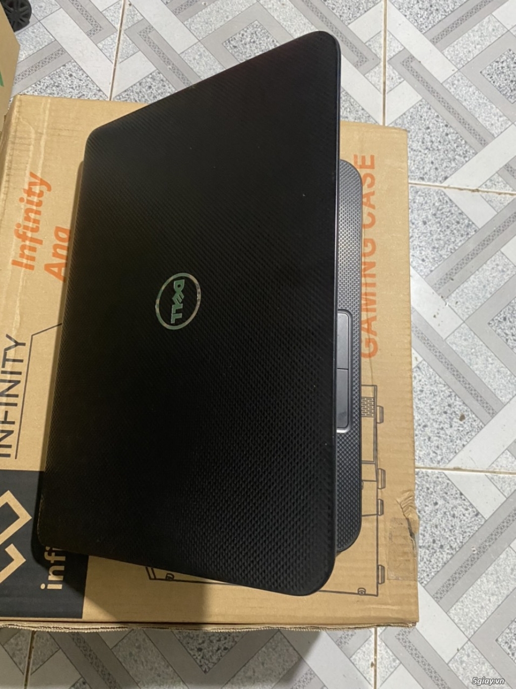 LÊN ĐỜI MÁY CẦN BÁN EM LAPTOP DELL I3 GEN 3 - 3