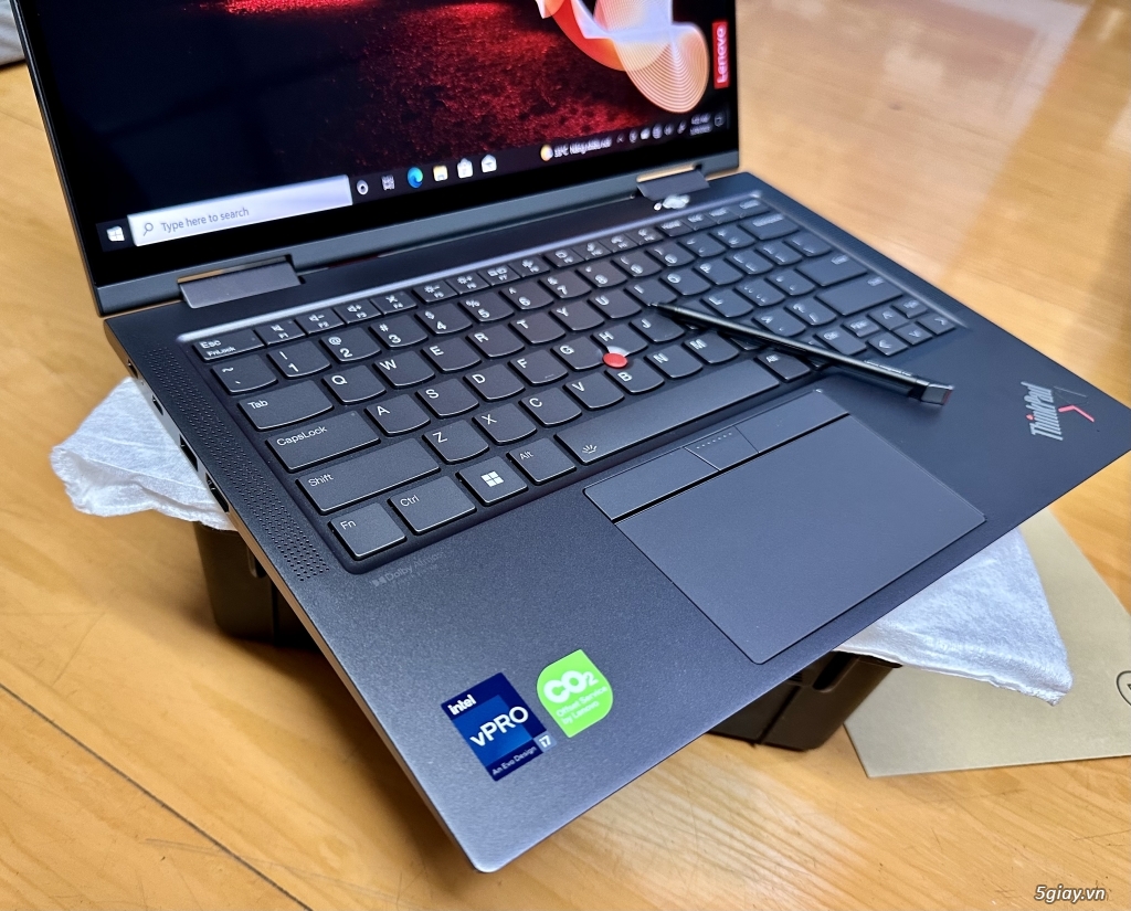 ThinkPad X1 Yoga Gen 7 2in-1 - 6