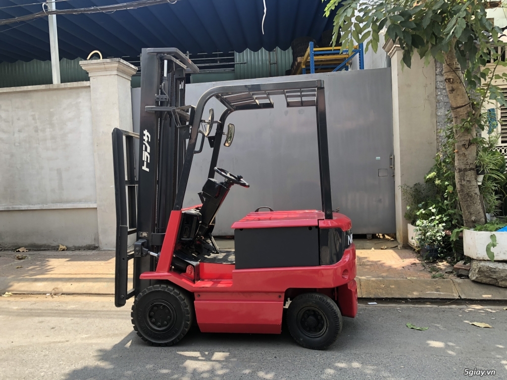 Cần bán xe nâng điện ngồi Nichiyu giá siêu ưu đãi - 1
