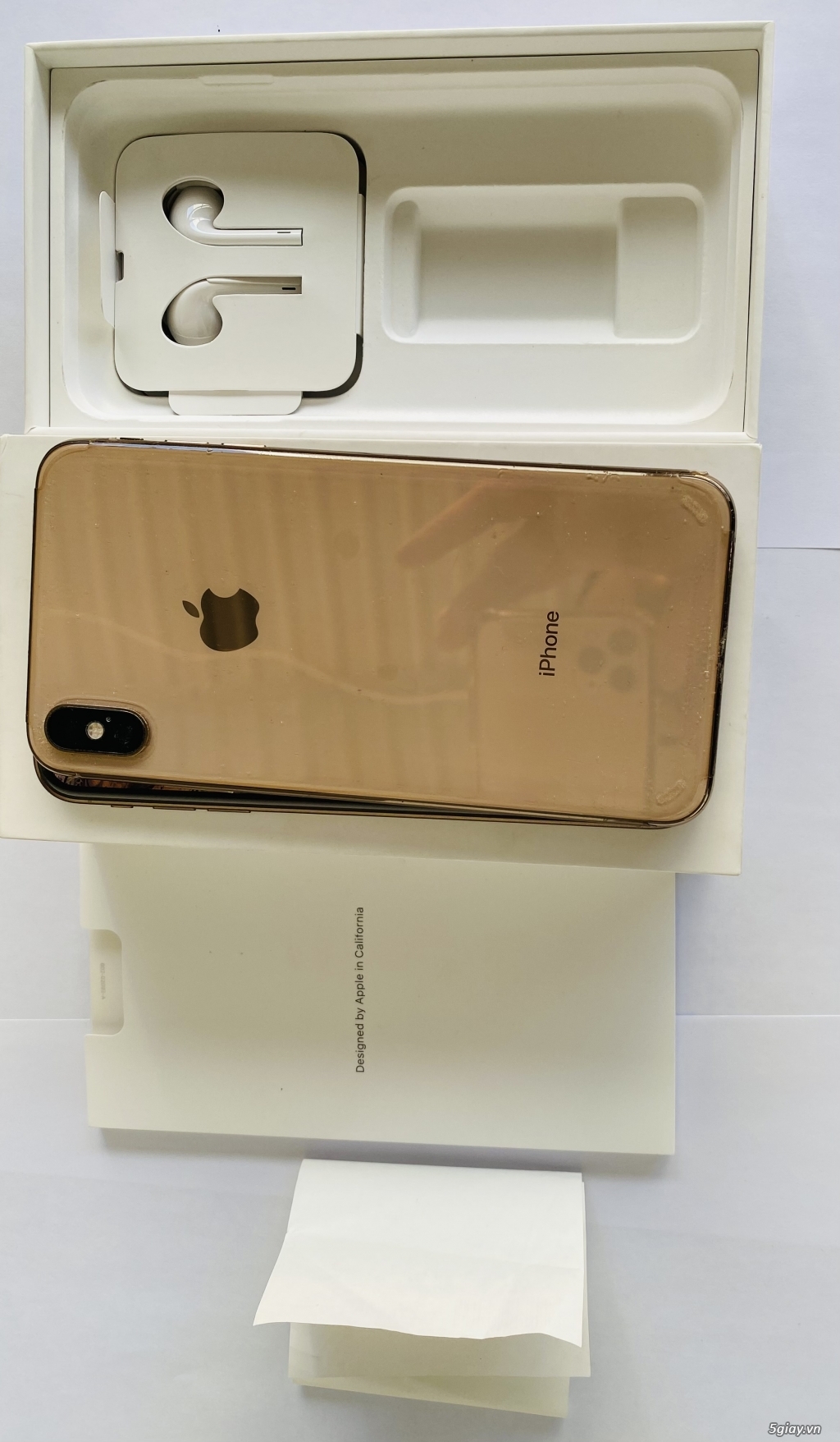 Cần bán iphone XS max gold 64 GB 98%