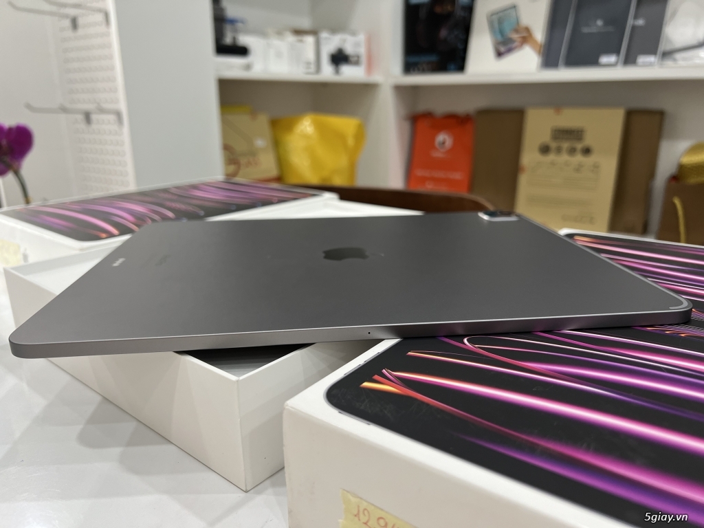 iPad Pro M2 2022 - 11inch- 256GB - Wifi Màu Gray chưa qua sử dụng