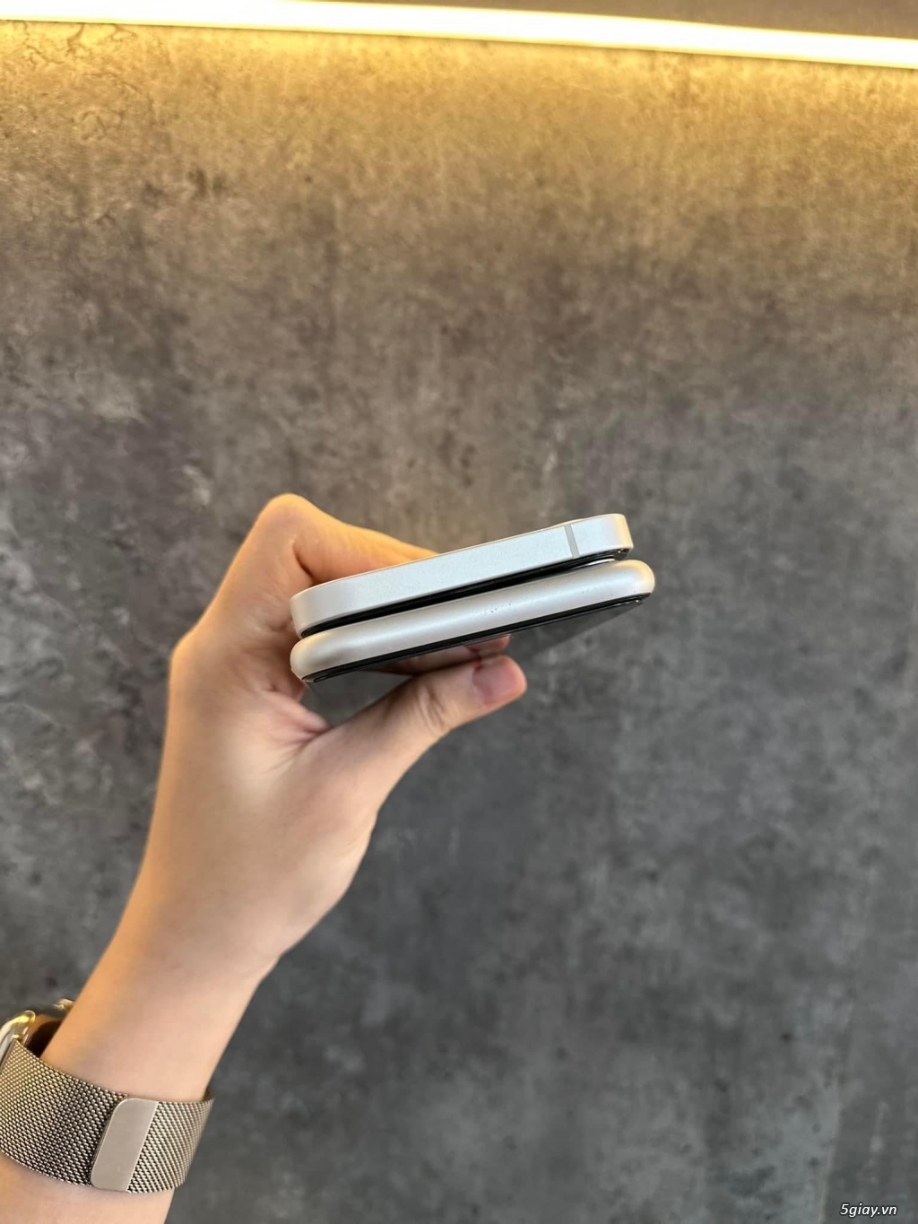 Iphone 11 128G & 12 64G Silver - 1