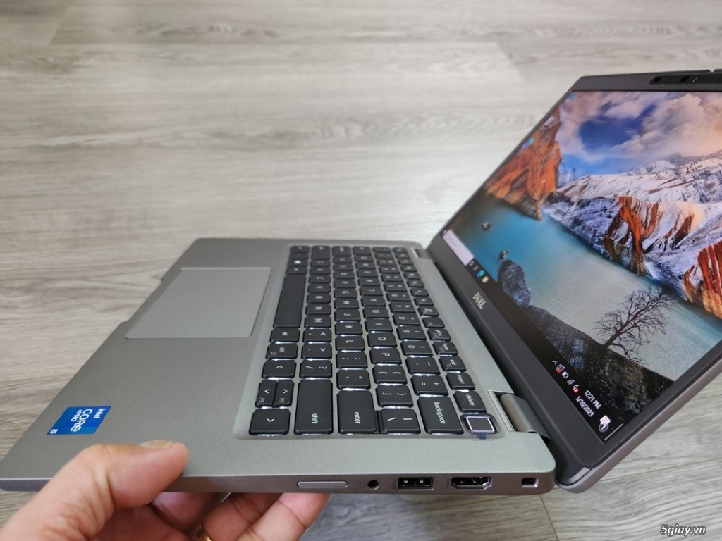 Dell Latitude 5320 Core I5 1145G7 RAM 8G SSD 256G IPS Full HD 13 inch - 4